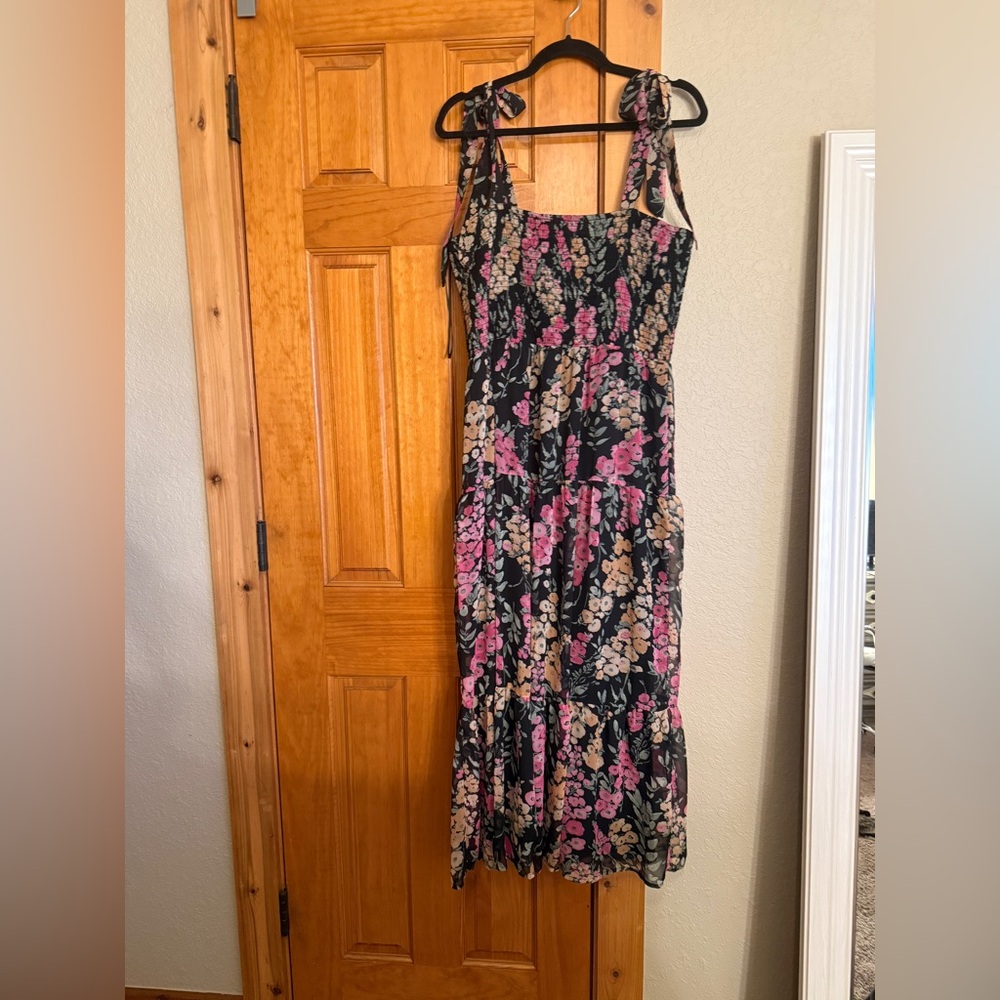 Sam Edelman Black and Pink Floral Midi Dress - Picture 4 of 7